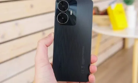 Realme C55 giá rẻ dưới 4,5 triệu, trang bị cao cấp như Galaxy S24, có tính năng xịn như iPhone 16