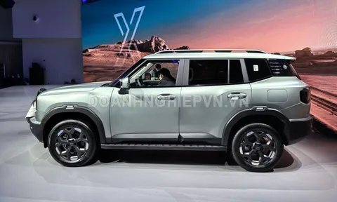 Xe gầm cao địa hình hạng C, công suất 251 mã lực, giá hơn 420 triệu đồng