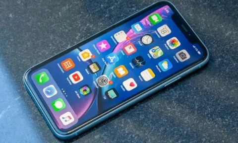 iPhone XR rẻ như cho sau Tết, camera đơn xịn sò, chỉ từ 4 triệu rẻ bằng 1/3 iPhone SE 4 sắp ra mắt