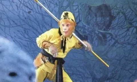 Xem Tây Du Ký gần 40 năm chưa chắc biết hết 3 chủ nhân từng sở hữu gậy Như Ý của Tôn Ngộ Không