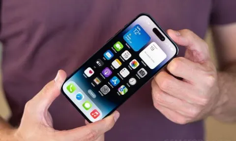 iPhone 14 Pro 128GB rẻ như bèo sau Tết, trang bị mạnh hấp dẫn hơn cả iPhone 16 Pro, Galaxy S24 Ultra