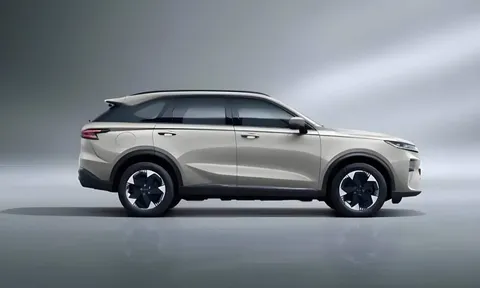 SUV PHEV hạng C, thiết kế ấn tượng, trang bị tối tân, giá dễ tiếp cận