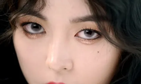 Nốt ruồi quanh mắt có ý nghĩa gì? Tốt hay xấu chủ yếu phụ thuộc vào màu sắc!