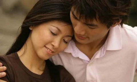 Biếu mẹ chồng 10 triệu ai ngờ bà lấy ra 1 xấp tiền và nói trả lại tôi 30 triệu, những lời mẹ chồng nói sau đó khiến tôi uất h-ận vô cùng