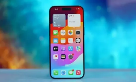 Bảng giá iPhone 15 Pro Max mới nhất cuối tháng 2: Bốc hơi cá triệu, hấp dẫn hơn cả Galaxy S24 Ultra