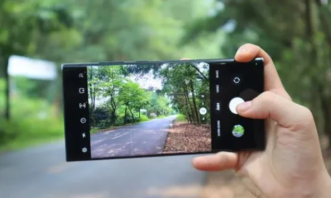 Chiến tướng huyền thoại Galaxy S22 Ultra vét kho,đập hộp rẻ như bèo, vẫn ngon như Galaxy S25 Ultra