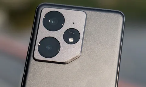 Smartphone chống nước, cấu hình ‘khủng’, pin 7.000mAh, giá chỉ hơn 6 triệu đồng