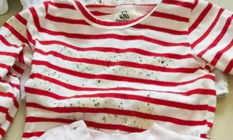 Làm thế nào để giặt sạch quần áo bị ố vàng và mốc? Một mẹo giúp bạn thực hiện được điều đó