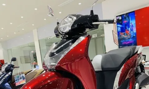 Giá xe Honda SH Mode cuối tháng 2/2025 đã 'chạm đáy': Rẻ gần như LEAD, hút khách hơn Vision