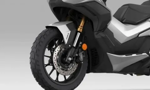 ‘Honda SH phiên bản đi phượt’ chính thức ra mắt với giá cực rẻ, thiết kế long lanh, trang bị xịn sò