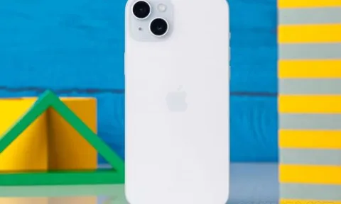 Bảng giá iPhone 15 mới nhất tháng 3: iPhone 15 giá chạm đáy, iPhone 15 Pro Max giảm kỷ lục gần chục triệu