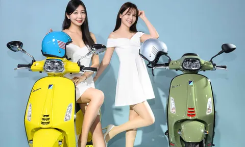 Dàn mỹ nhân khoe nhan sắc tuyệt đỉnh bên xe Vespa