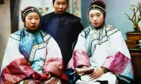 Ảnh hiếm nhà Thanh: Quần áo của "công chức nhà nước" cách đây hơn 100 năm hé lộ cuộc sống lúc bấy giờ