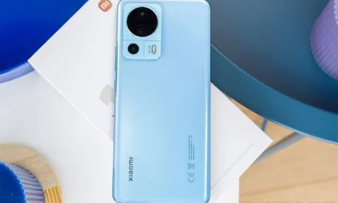 Nàng thơ Xiaomi 13 Lite giá rẻ bất ngờ tháng 3 trang bị như Galaxy S23 Ultra, đẹp đốn tim khách Việt