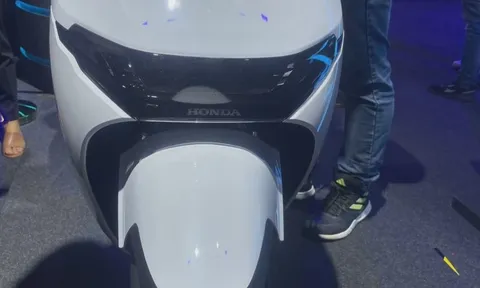 Quên Vision đi, Honda mở bán ‘xe ga quốc dân’ mới giá 31,8 triệu đồng tại đại lý, đẹp lấn át SH Mode