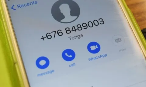 Thấy dấu + trên đầu số điện thoại vừa "nháy máy", bỏ ngay ý định gọi lại: Đây là cách kẻ lừa đảo lấy tiền