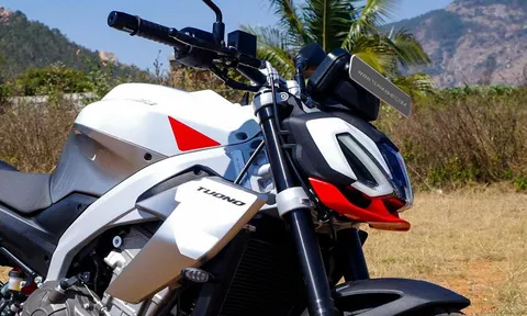 ‘Kẻ hạ sát’ Honda CB500 Hornet: Thiết kế hầm hố, phanh ABS 2 kênh, giá hơn 100 triệu đồng