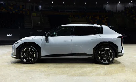 Chiêm ngưỡng vẻ đẹp tuyệt mỹ của Kia EV4 vừa trình làng