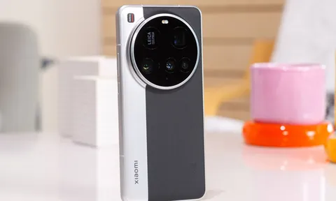 Xiaomi 15 Ultra chốt giá 34,99 triệu đồng tại Việt Nam, tăng sức ép lên iPhone 16 Pro Max