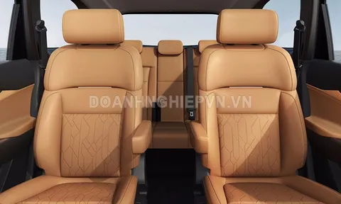 Xe đa dụng tiêu thụ chỉ 1,42 lít xăng/100km, giá rẻ hơn Mitsubishi Xpander