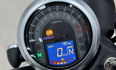 Đại lý Việt nhận cọc mẫu xe máy Honda mới cực đẹp: Ăn xăng dưới 2L/100km, có trang bị tốt hơn hẳn đối thủ