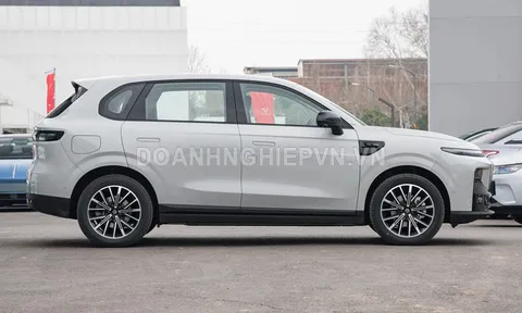 SUV hạng C công suất 214 mã lực, trang bị vượt trội Honda CR-V, giá ngang Hyundai Grand i10