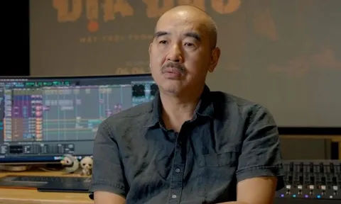 Đạo diễn Bùi Thạch Chuyên bồi hồi khi "được quay một bộ phim về Củ Chi ngay trên mảnh đất này"