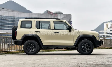 SUV địa hình công suất 409 mã lực, trang bị tiên tiến, giá ngang Toyota Corolla Cross