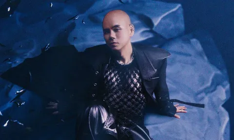 Phan Đinh Tùng trở lại với những bản nhạc tình vì lý do đặc biệt