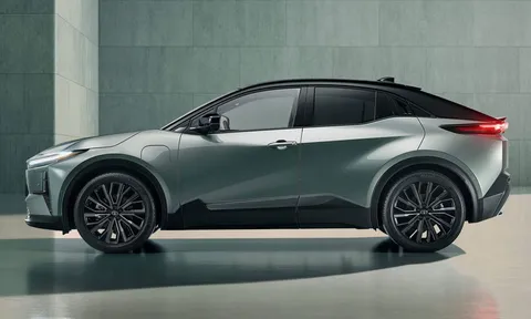 Toyota giới thiệu SUV mới ‘chất’ hơn Corolla Cross, trang bị ‘đỉnh nóc kịch trần’