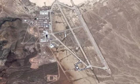 Mỹ: Tiết lộ động trời về “Khu vực 51”