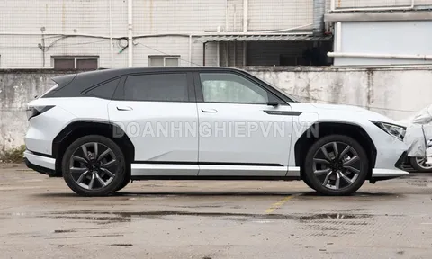 Honda chốt thời điểm ra mắt SUV ngang cỡ CR-V, trang bị tối tân, công suất 469 mã lực