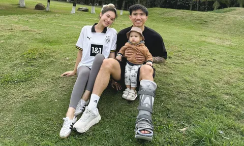 Đoàn Văn Hậu cập nhật hình ảnh mới khiến CĐV lo lắng