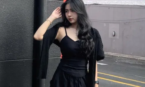 Nàng WAG xinh đẹp khiến tiền đạo U22 Việt Nam 'đeo gông sớm'