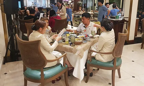 Mở cửa trở lại nhà hàng Việt Danaksara tại resort 5 sao Furama Đà Nẵng