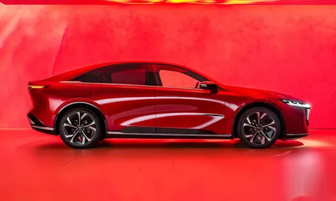 Mazda 6e 2025 trình làng: Công suất 258 mã lực, phạm vi hoạt động 555 km/lần sạc