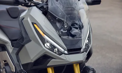 Xe tay ga Honda 745cc, thiết kế siêu ngầu, giá cao ngất ngưởng