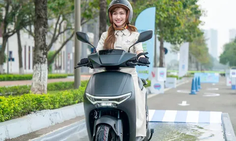 ‘Honda Lead phiên bản chạy điện’ sắp mở bán tại Việt Nam, chỉ cần dưới 7 triệu là có thể dắt về, pin sạc siêu tốc