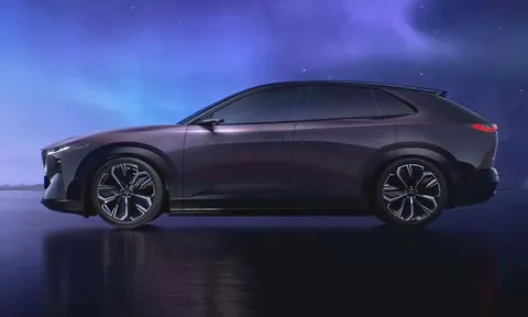 Mazda hé lộ hình ảnh chính thức của SUV hoàn toàn mới: Thiết kế đẹp mê ly, giá hấp dẫn