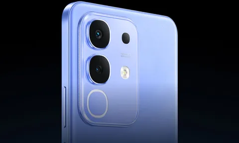 Smartphone chống nước, độ bền quân đội, cấu hình tốt, pin 6.500mAh, giá siêu hời