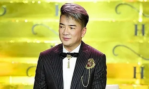 Trở lại sau 9 tháng bị "cấm diễn", Đàm Vĩnh Hưng tung chiêu gì?