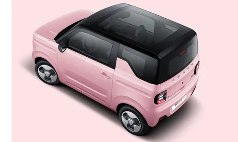 Xe điện mini thiết kế trẻ trung, giúp gia đình che nắng, che mưa, giá nhỉnh hơn Honda SH 350i