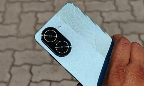 Smartphone chống nước, RAM 6 GB, pin 5.200mAh, giá chưa tới 2 triệu đồng