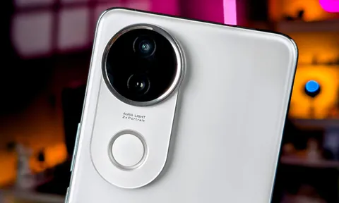 Smartphone chống nước, cấu hình ‘khủng’, pin ‘trâu’, sạc 90W, giá ngang Samsung Galaxy A36