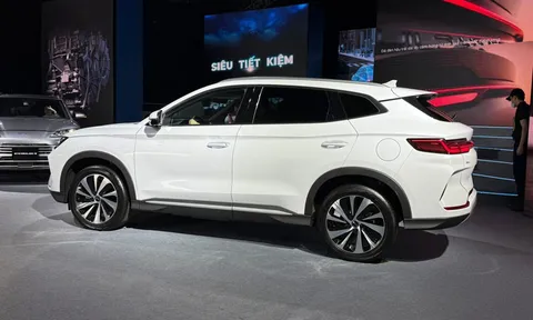 Mazda CX-5 có thêm đối thủ mới tại Việt Nam: Thiết kế ấn tượng, siêu tiết kiệm xăng, giá từ 799 triệu đồng