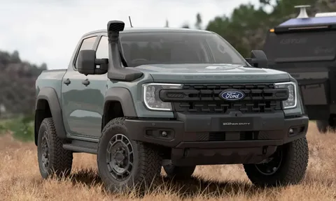 Cận cảnh ‘vua bán tải’ Ford Ranger Super Duty: Thiết kế hầm hố, công suất 250 mã lực