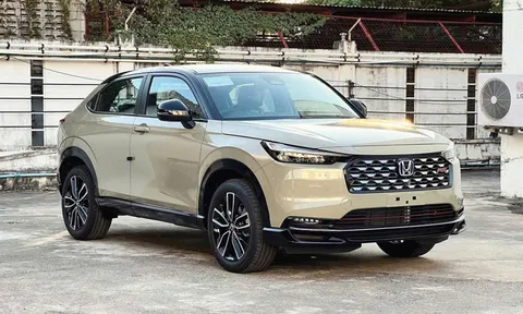 Cận cảnh Honda HR-V 2025 vừa trình làng tại Việt Nam: Giá từ 699 triệu đồng, cạnh tranh với Mitsubishi Xforce, Toyota Corolla Cross 