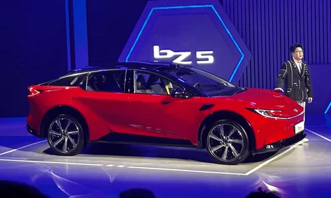 Toyota giới thiệu xe gầm cao hoàn toàn mới: Công suất 268 mã lực, thiết kế ấn tượng, giá hơn 460 triệu đồng