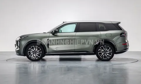 SUV hạng D thiết kế sang chảnh, công suất 374 mã lực, tiết kiệm xăng hơn xe máy, giá thấp hơn Toyota Raize, Kia Sonet