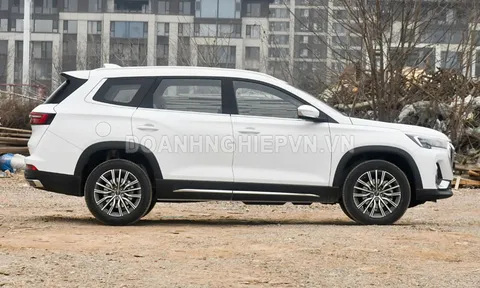 ‘Kẻ hạ sát’ Toyota Fortuner, Hyundai Santa Fe: Công suất 197 mã lực, nội thất tiện nghi, giá ngang Hyundai Grand i10